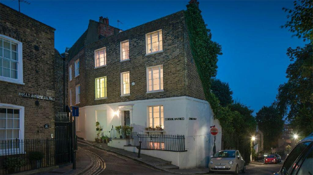 Fresh out of the oven – Jamie Oliver’s former home | Property News
