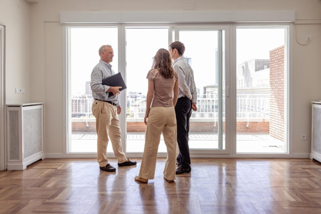 Viewing Rep Tips to boost your chances of getting a viewing | Rightmove Guides