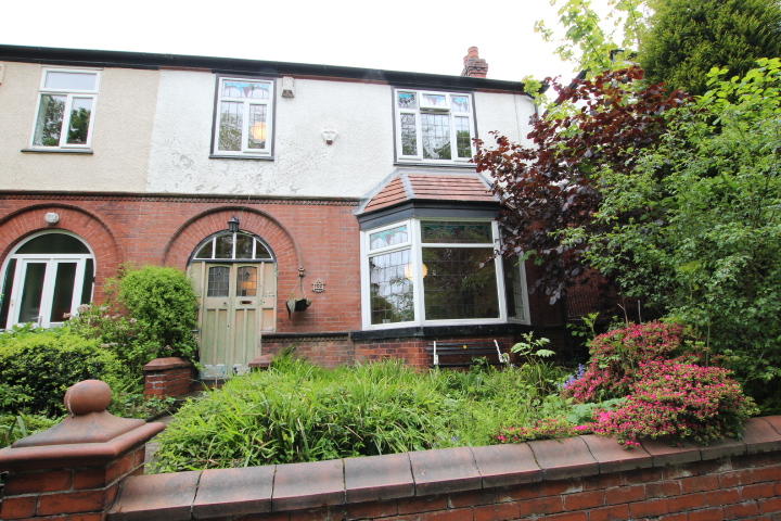 4 bedroom semi-detached house for sale