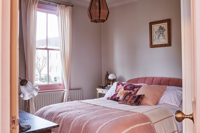 Guest bedroom