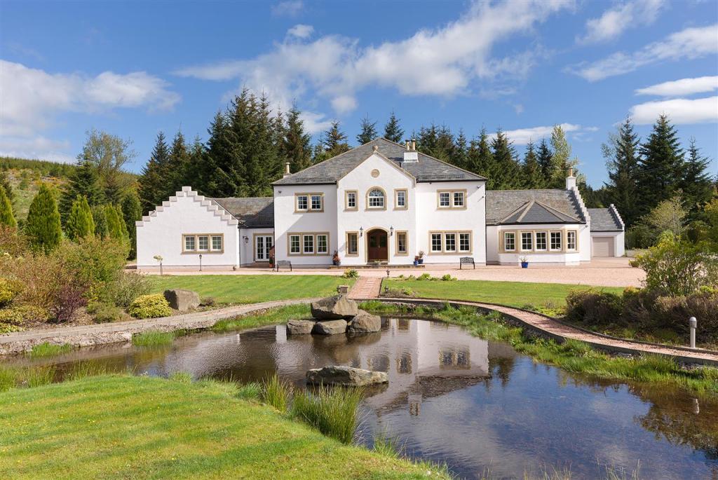 5 lovely Scottish homes for St. Andrew's Day