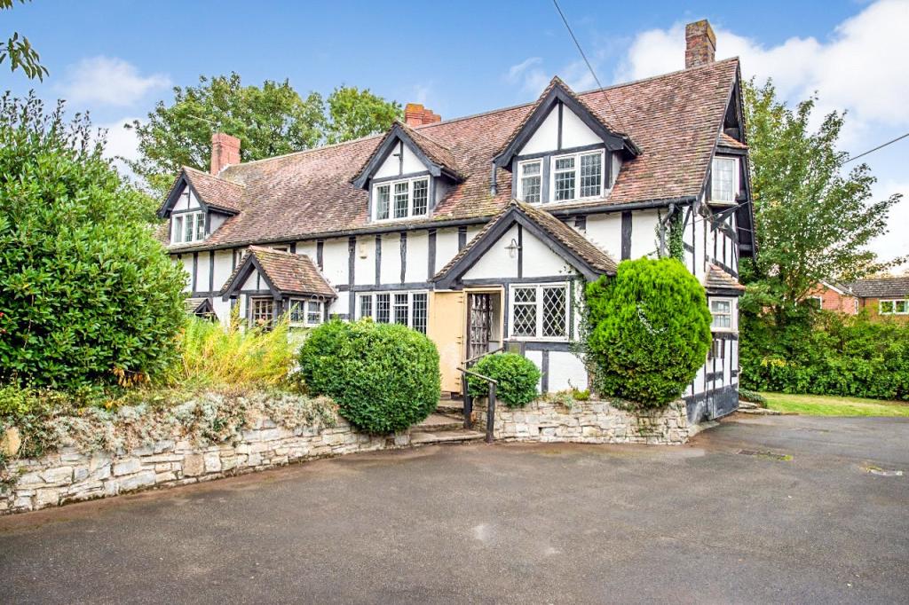 Six impressive auction properties for sale