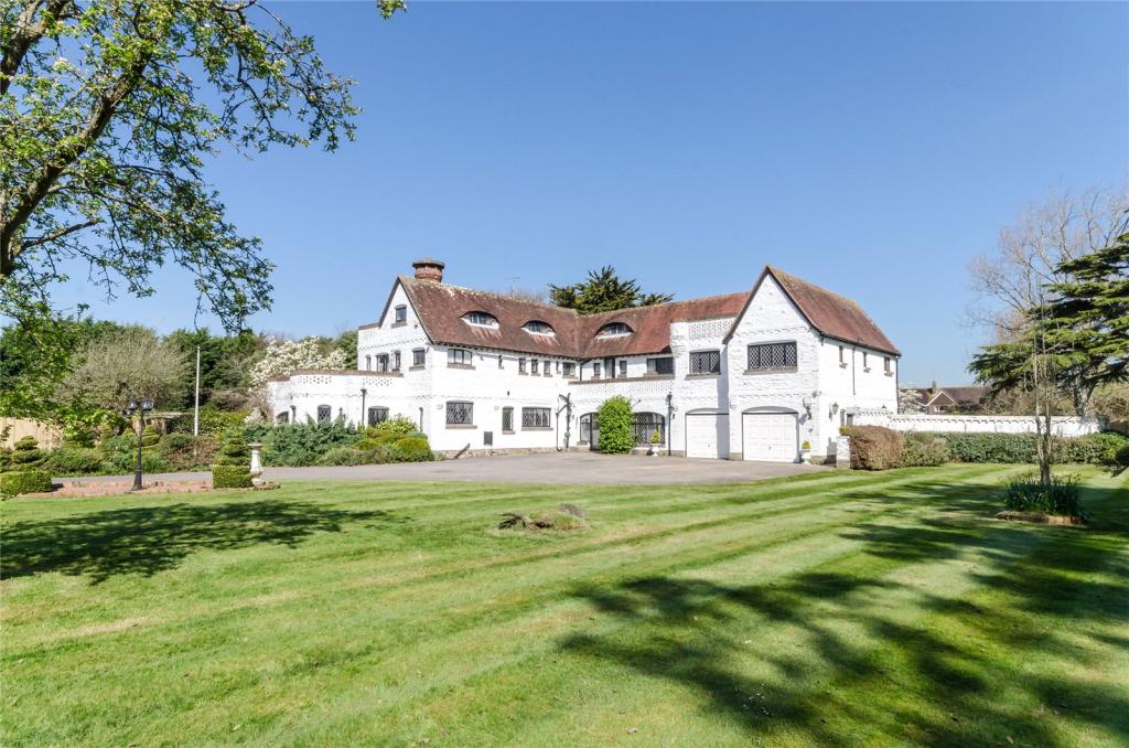 Six impressive auction properties for sale