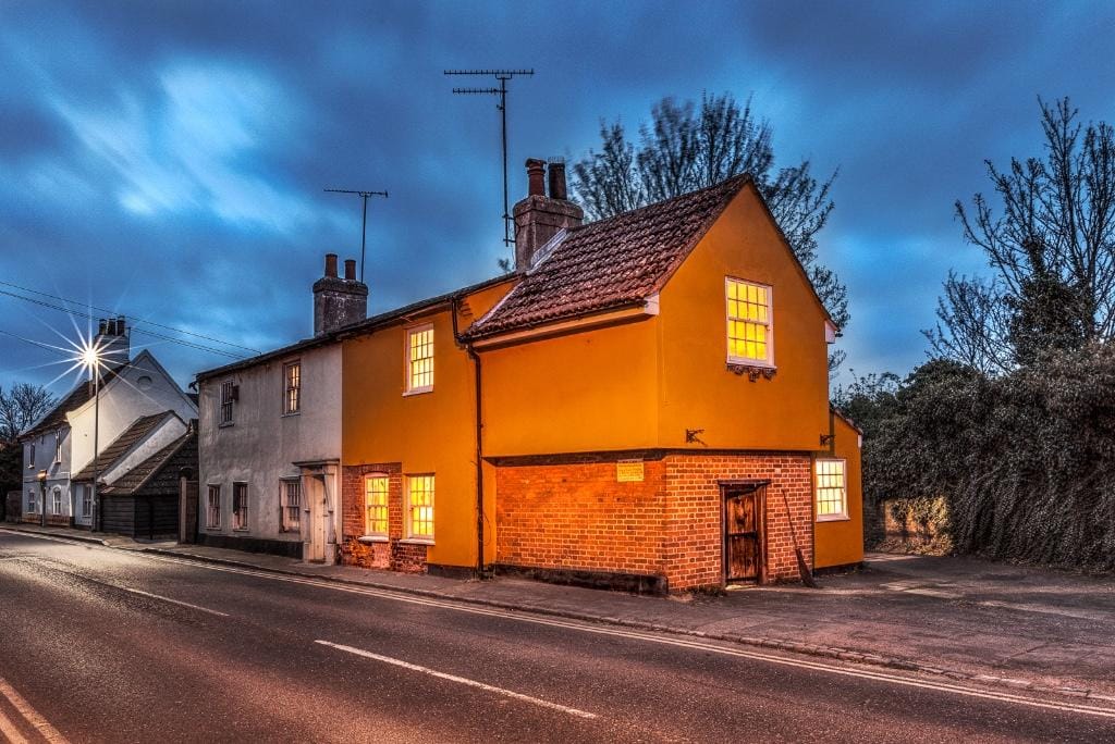 THE CAGE: BRITAIN’S ANSWER TO THE AMITYVILLE HORROR