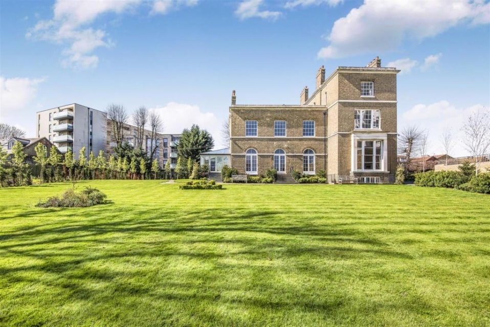 Look around five of the quirkiest rental homes on Rightmove