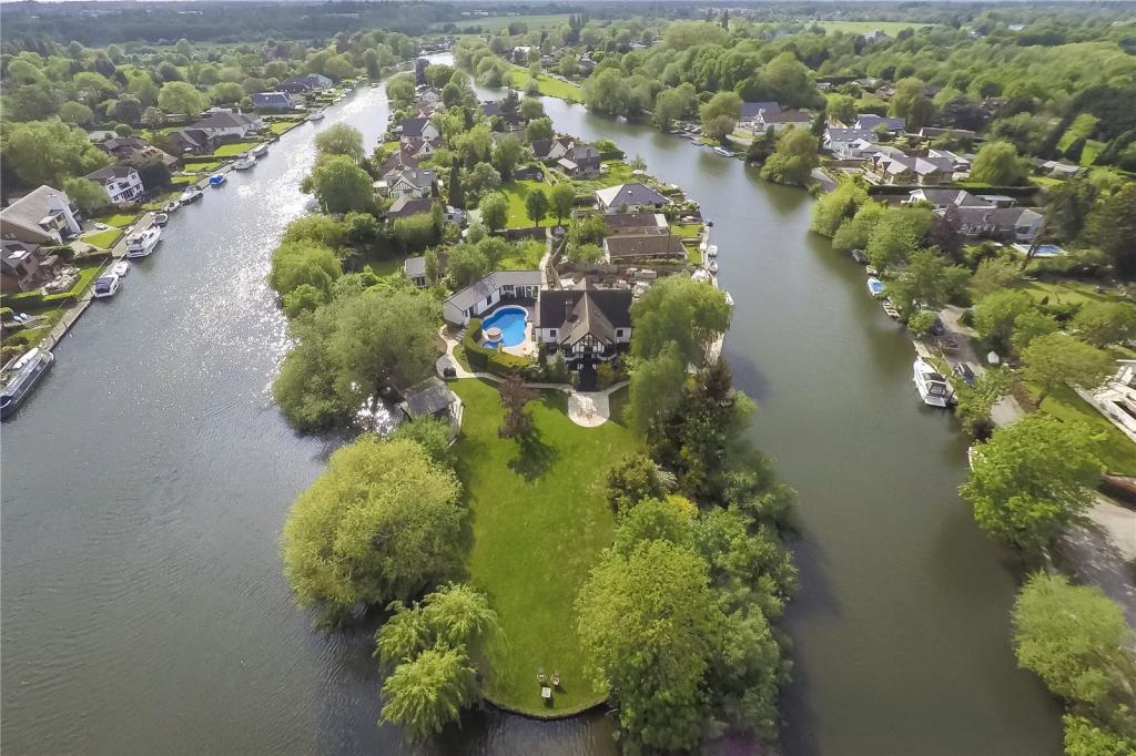 Explore the home for sale on the River Thames