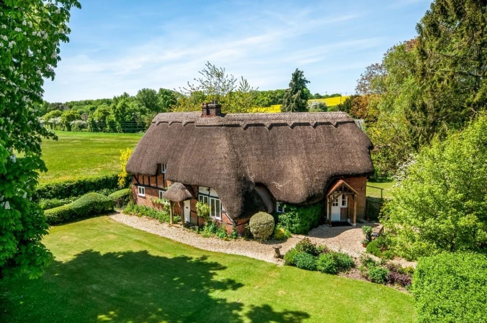 Cottages That Should Be In The Holiday Film Property Blog