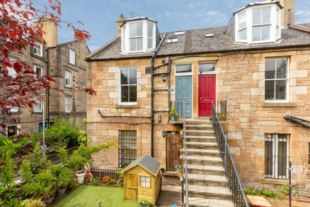 What can £300,000 buy you around the UK?