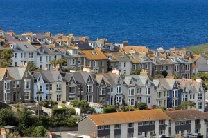 What will happen to house prices in 2022?