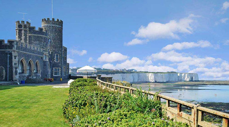 Kingsgate Castle