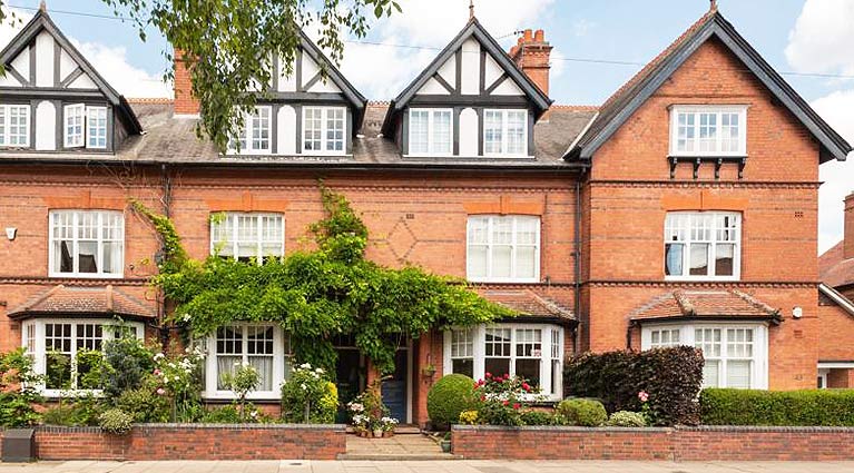 Houses in Leicester