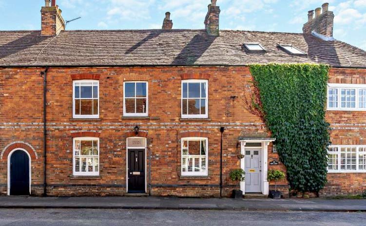 A row of terraced houses in Aylesbury, Buckinghamshire