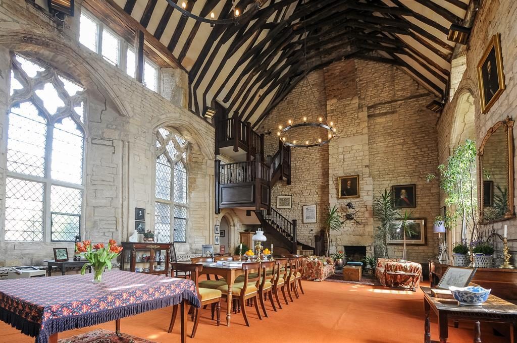 unusual property aug 4