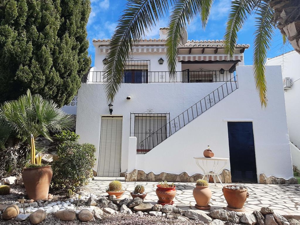 Property 9 (2) Rightmove Overseas Property