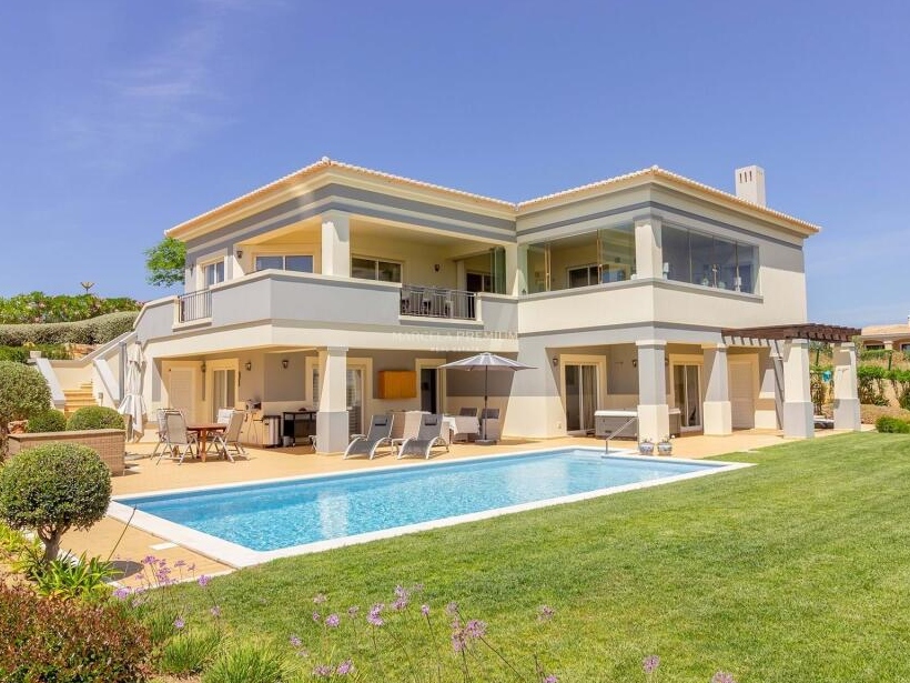 RM 27.10. Algarve Rightmove Overseas Property
