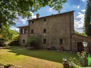 Tuscan stone farmhouse