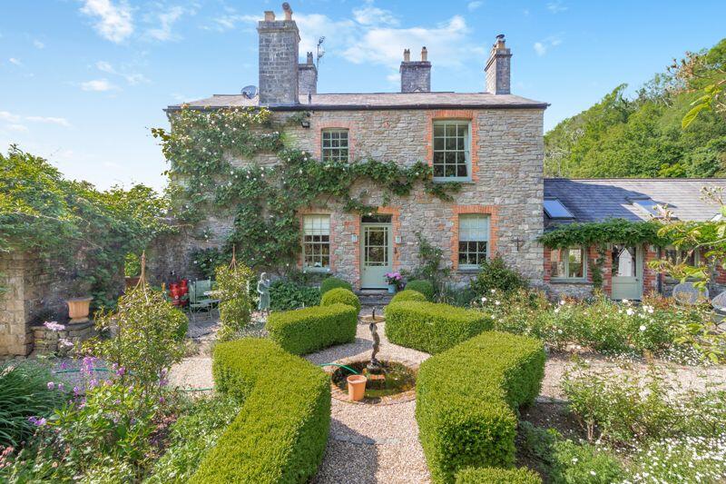 Superstar homes where Taylor Swift could live