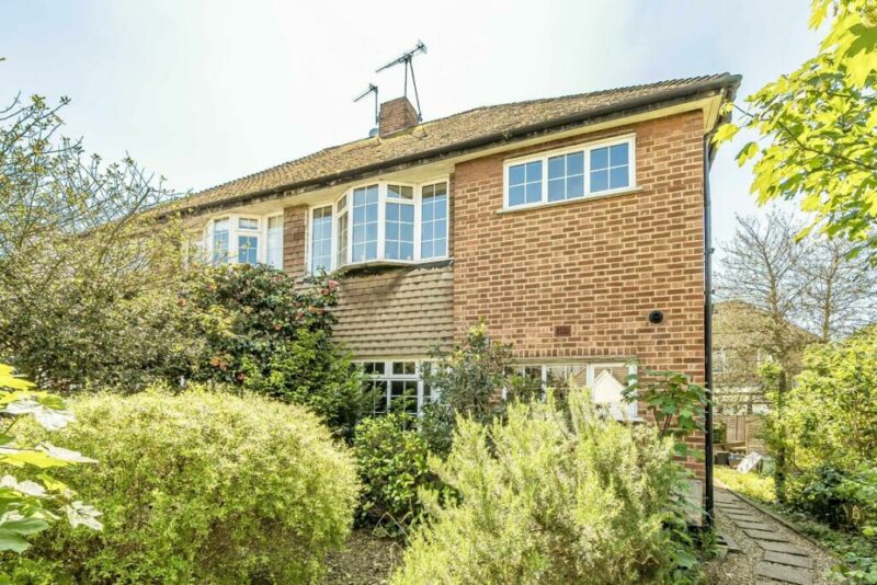 Rightmove asks government to consider retaining first-time buyer stamp duty threshold