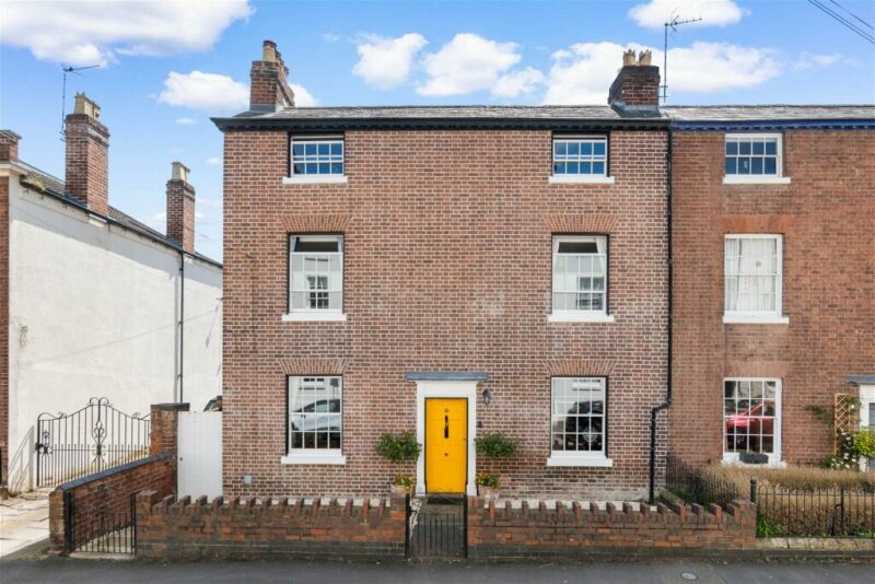 Lowest available 5-year fixed rate since before the mini-Budget – Rightmove’s weekly mortgage tracker